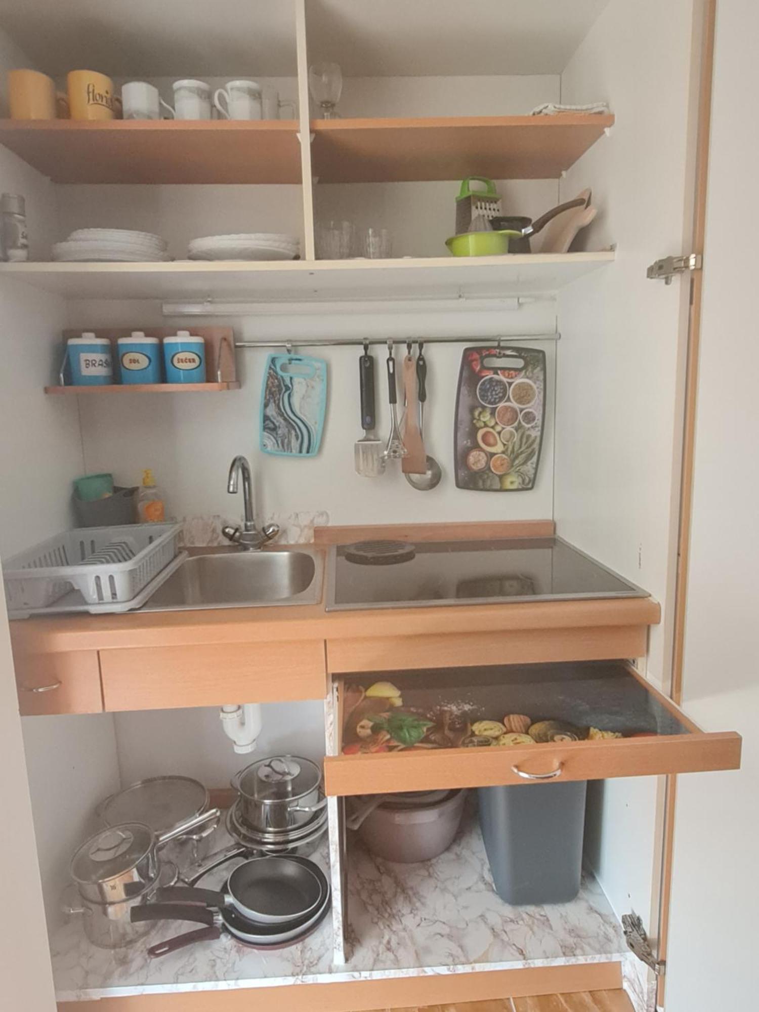 Apartmani Jadro Vir Eksteriør billede